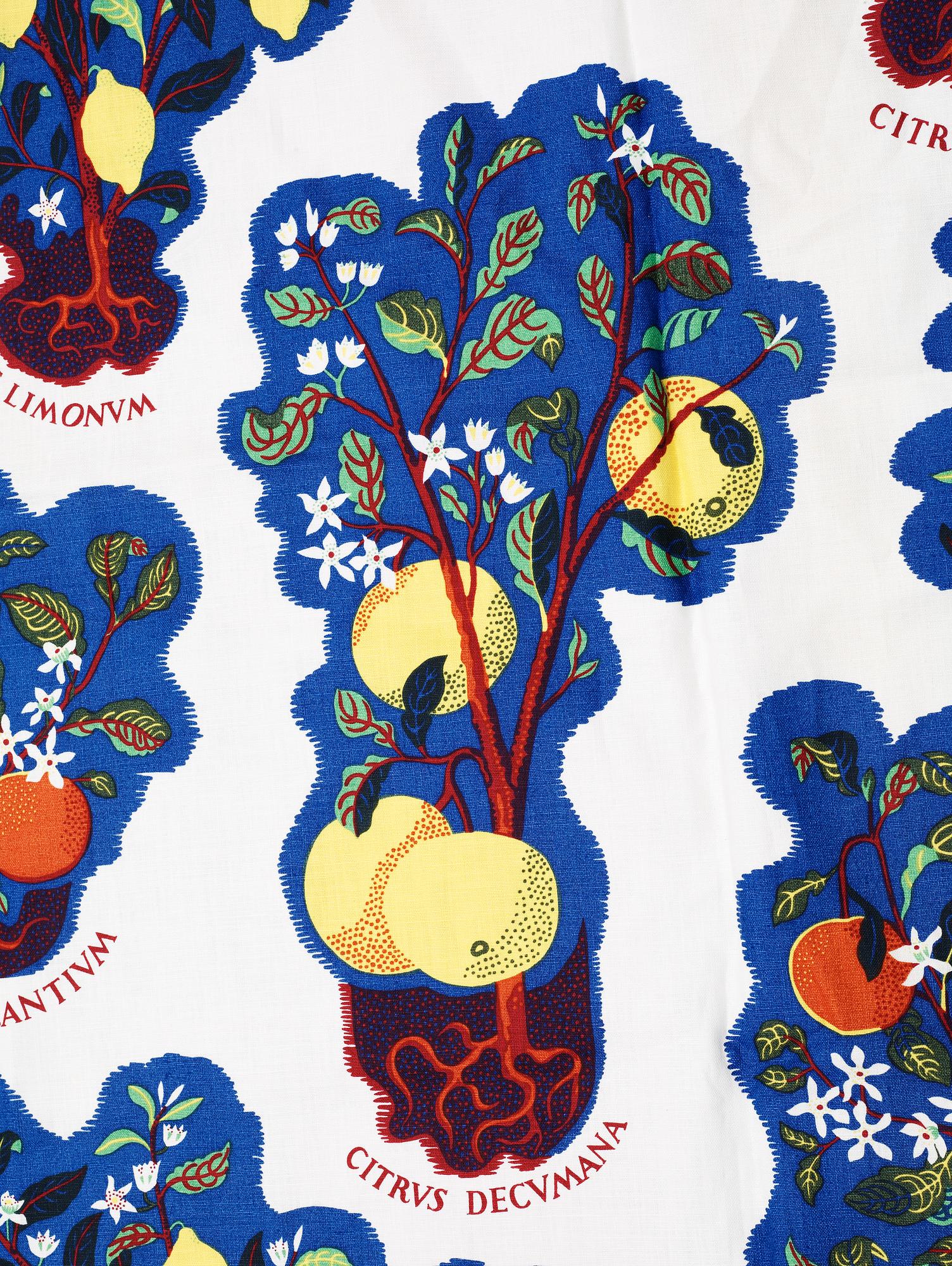 A set of four Josef Frank linnen curtains, Svenskt Tenn.