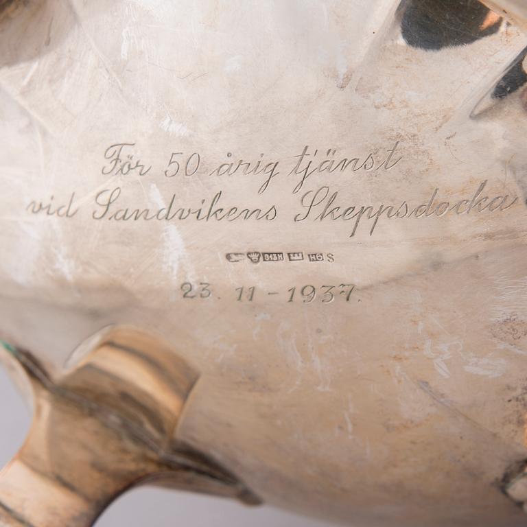 KAHVIKALUSTO, 3 osaa, hopeaa, Hopeakeskus, Hämeenlinna 1937. Paino 1143 g.