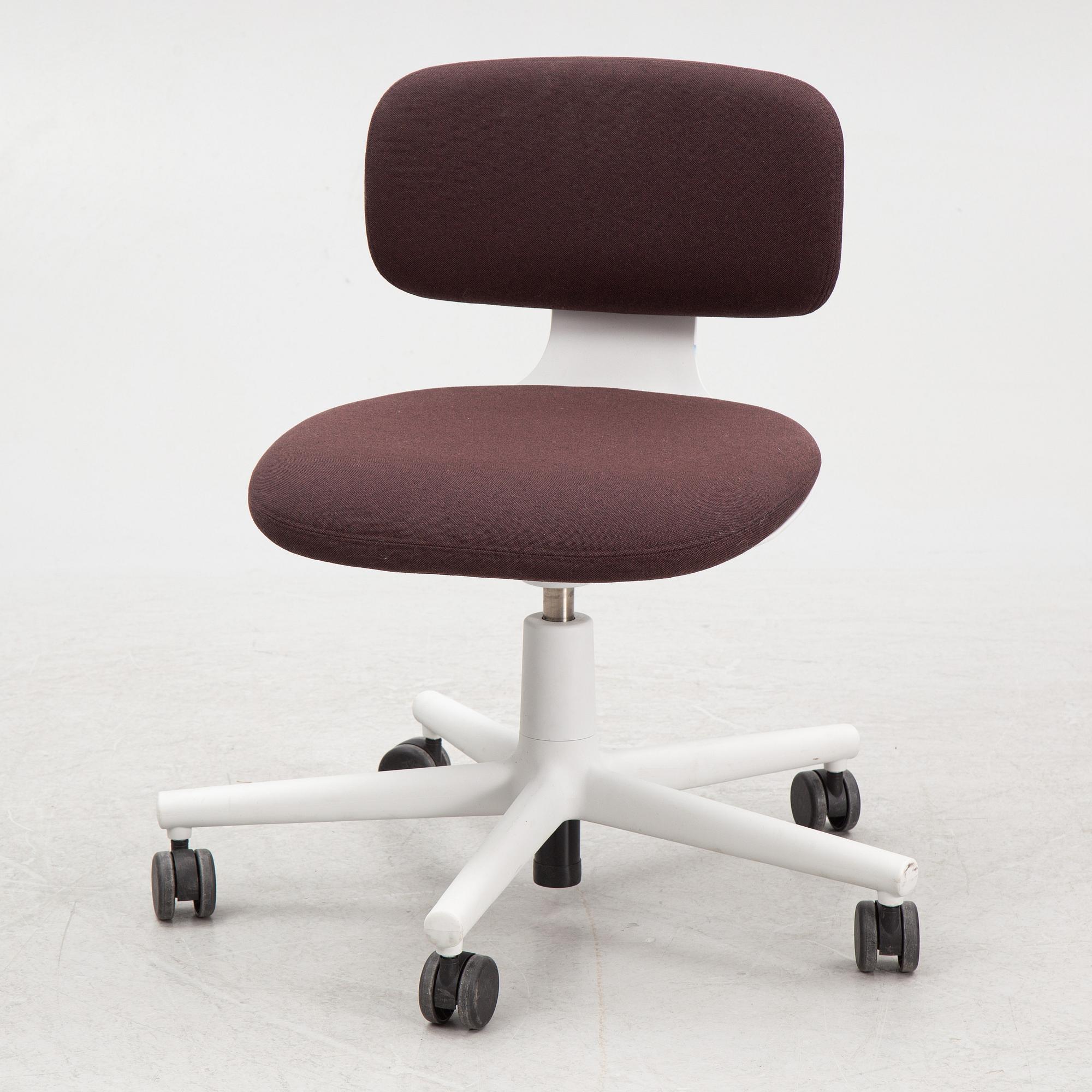 Konstantin Grcic, a 'Rookie' desk chair, Vitra, 2021.