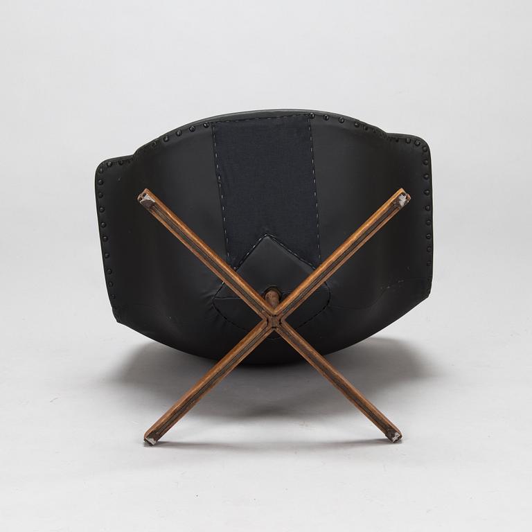 Carl Gustaf Hiort af Ornäs, A 1960s 'Caravelle' armchair for Puunveisto Oy - Wood work Ltd.