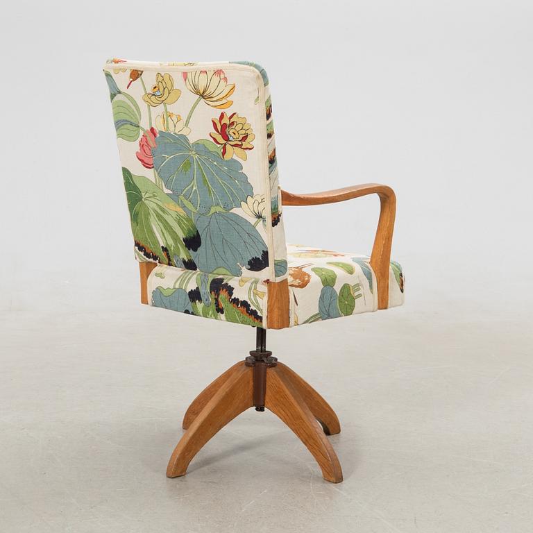 Skrivbordsstol, 1900-talets andra hälft.