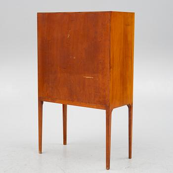 Ulla Fogelklou-Skogh, barskåp, Bodafors, 1900-talets första hälft.