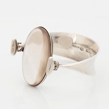 Vivianna Torun Bülow-Hübe, a sterling bangle with a qvartz, Georg Jensen, Copenhagen 1945-77, design nr 205.