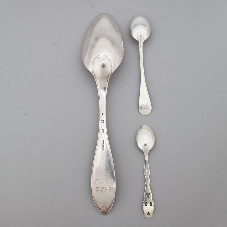SKEDAR, 6+6+6, silver, bla Gustaf Henrik Sidwall i Norrköping, 1800-1900-tal. Tot ca 600 gram.