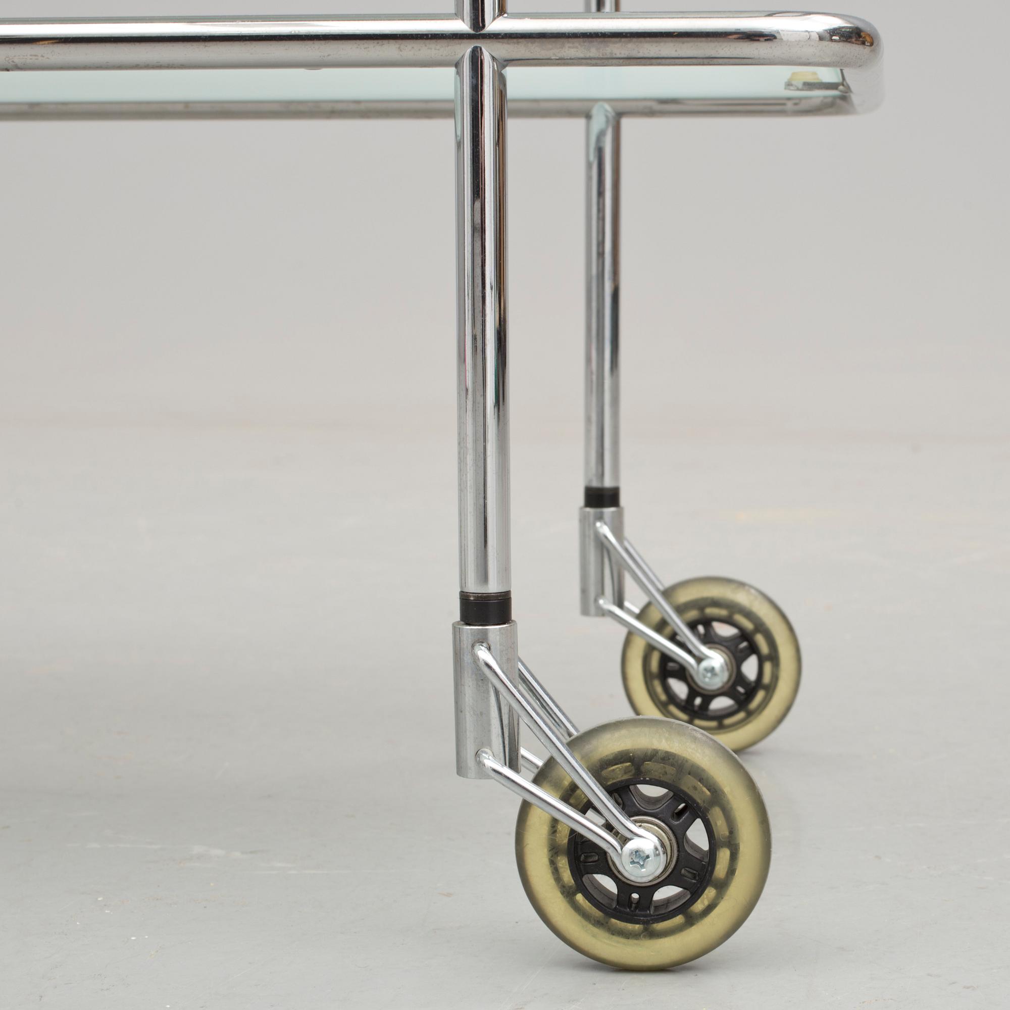 SERVERINGSVAGN, Lammhults, 2000-tal.