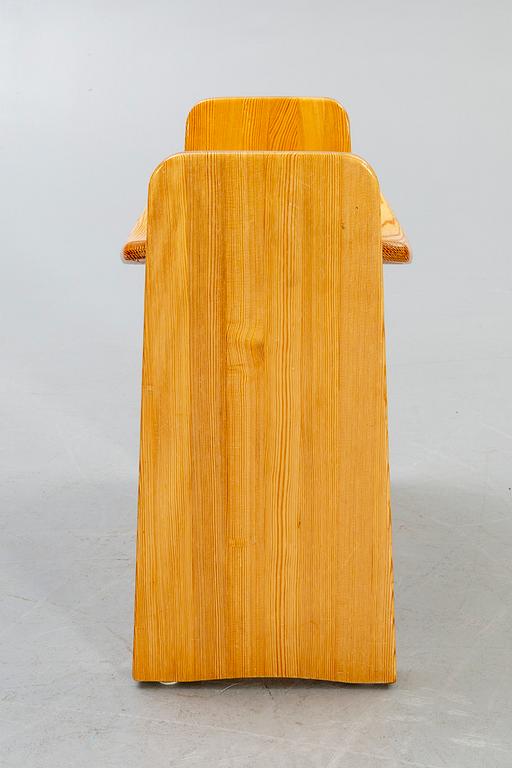 Gilbert Marklund, A pine stool "jonte".