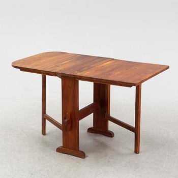 A pine gate-leg table, 1930's/40's.