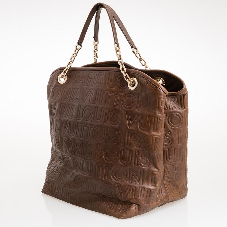 LOUIS VUITTON, Paris Souple Whisper Collection Automne-Hiver 2008 Handbag.