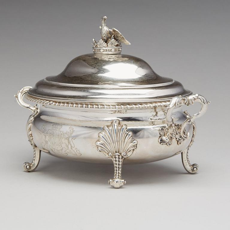 An English mid 18th century silver tureen, mark of Peter Archambo II and Peter Meure, London 1753.