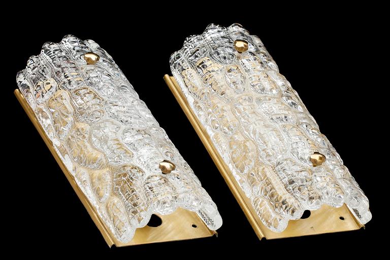 VÄGGLAMPETTER, ett par, Carl Fagerlund, Orrefors, 1950/60-tal.