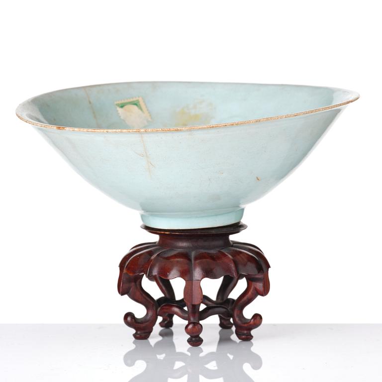 A qingbai bowl, Song dynasty (618-906).