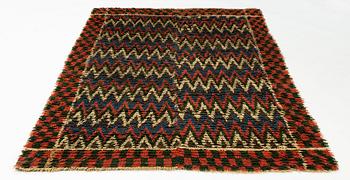 An 18th century, knotted pile, bed cover from Örke, Skuttunge socken in Uppland, ca 185 x 122 cm.