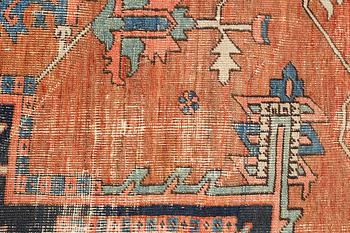 A carpet, an antique Heriz, ca 469,5-471 x 300-309,5 cm.