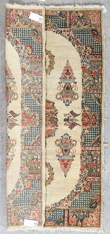 MATTA, semiantik, Kirman, ca 145x92 cm.