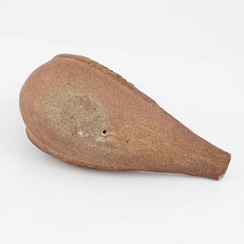 Tyra Lundgren, a stoneware sculpture of a pigeon.