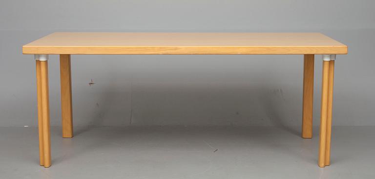 MATBORD H92, Alvar Aalto, samt 4+2 st STOLAR 615, Aino Aalto, Artek.