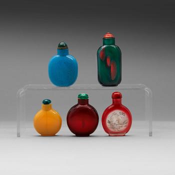 57. A group of five snuff bottles, early 20th Century.