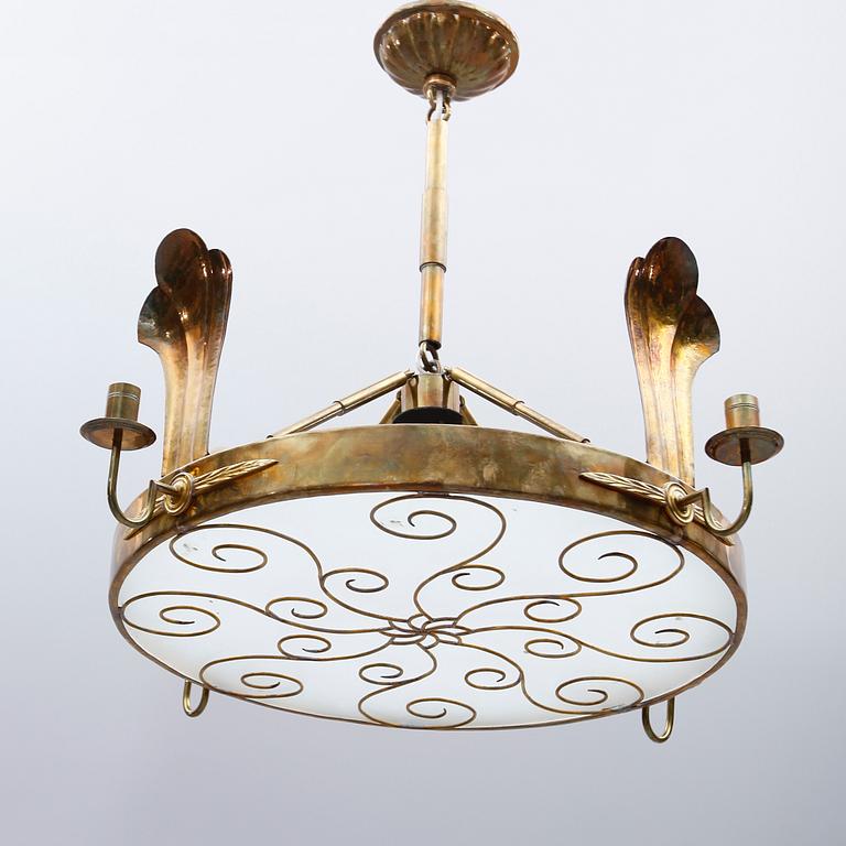 TAKLAMPA, mässing och glas, art déco, enligt uppgift Lars Holmström Arvika.