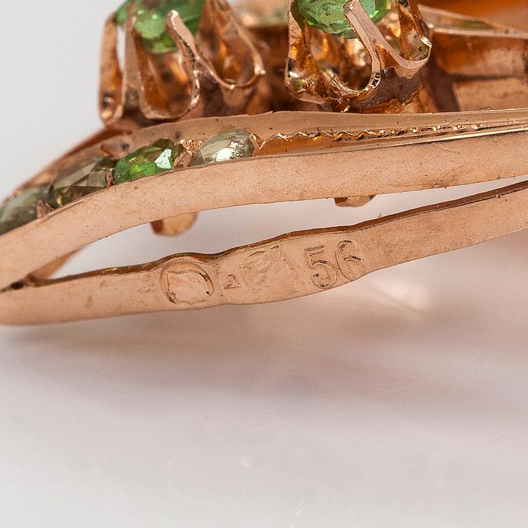 Pendant, faceted demantoids, 14K gold, Moscow, early 20th century.