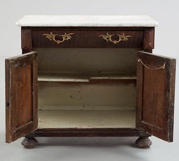 SKÅP, renässansstil, 1800-talets slut.