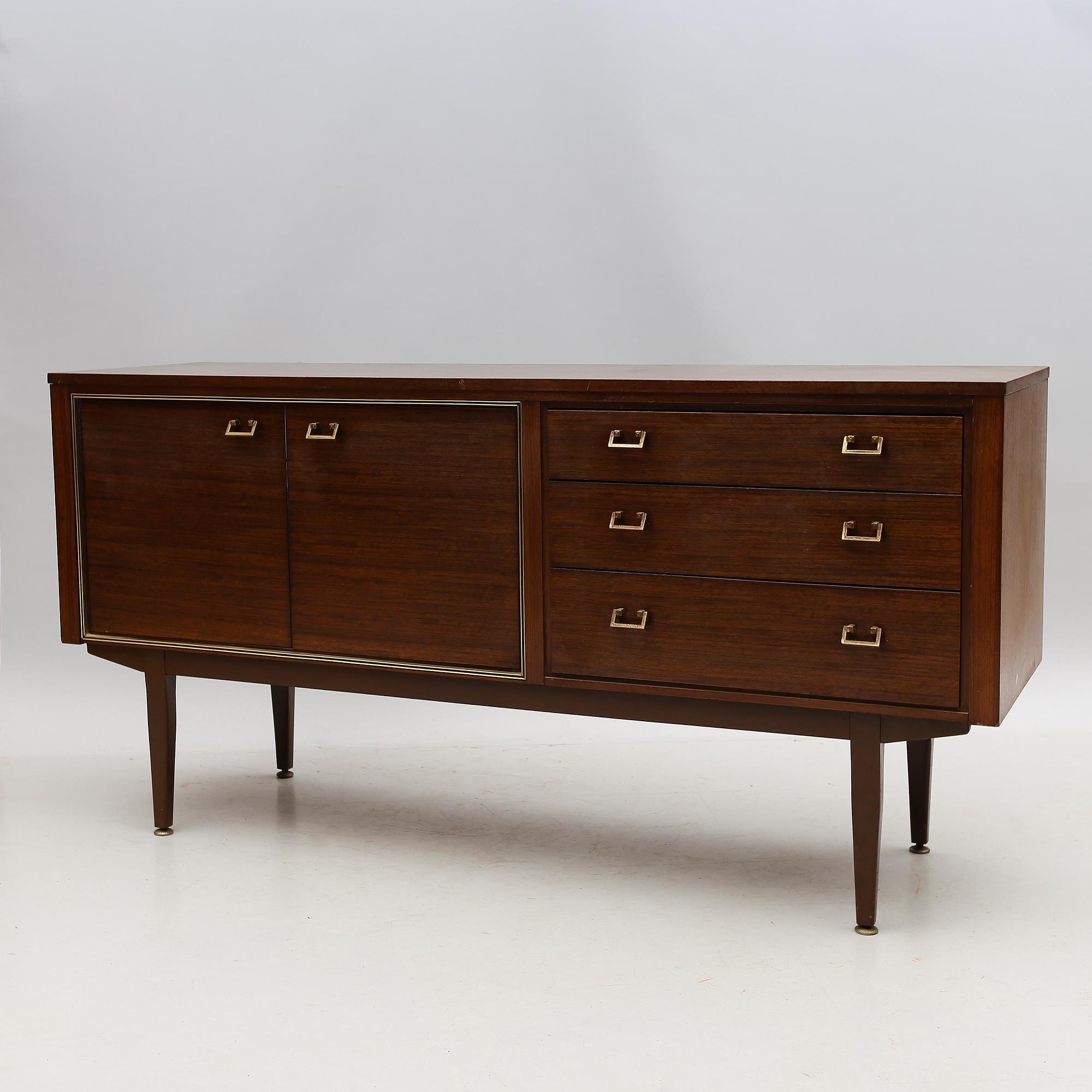 SIDEBOARD, 1900-talets andra hälft.