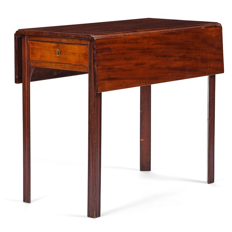 A late gustavian mahogny table.