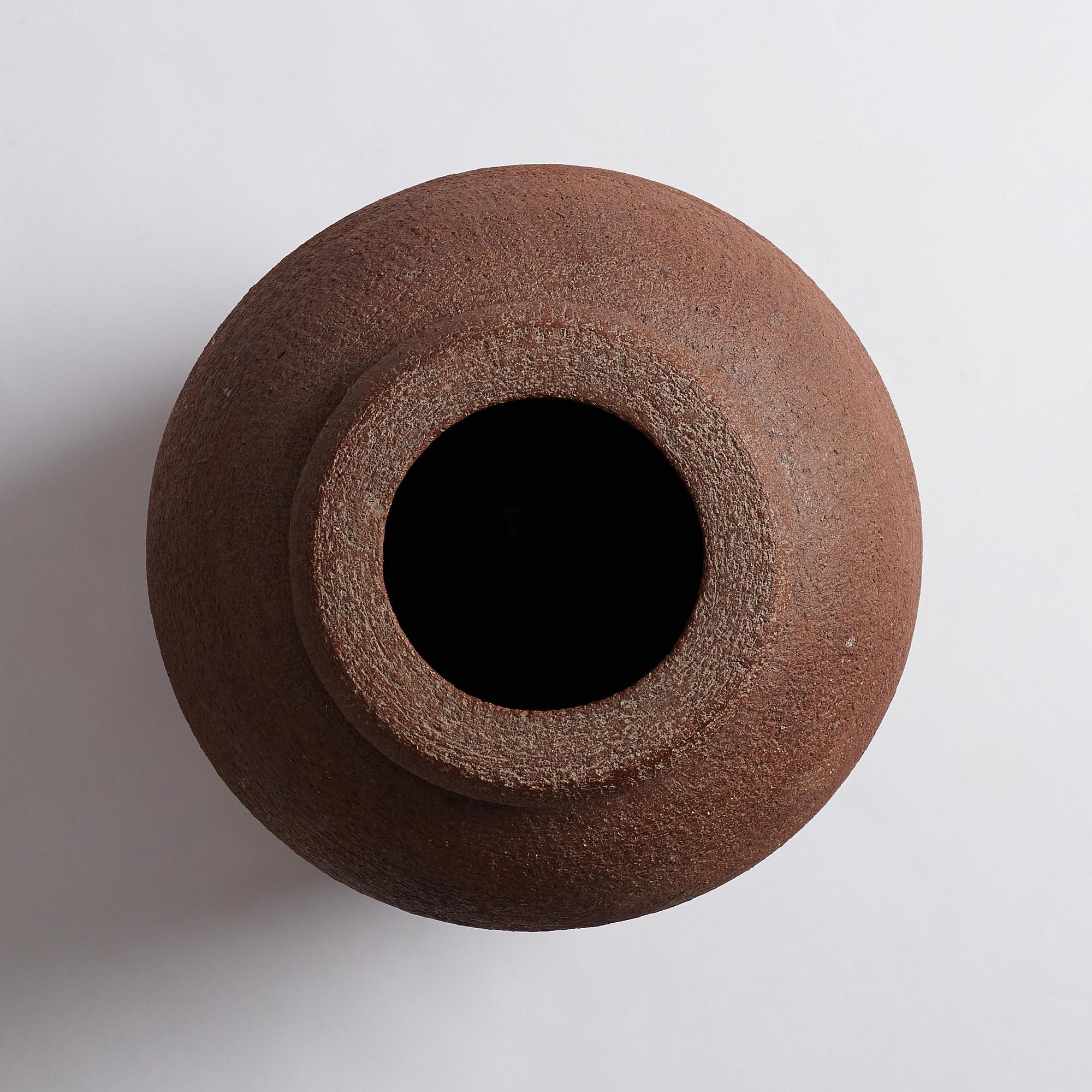 Gunnar Nylund, a large stoneware garden urn, Rörstrand, Sweden 1936.