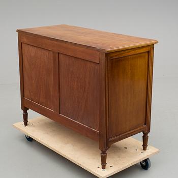 BYRÅ, Louis XVI-stil, 1900-tal.