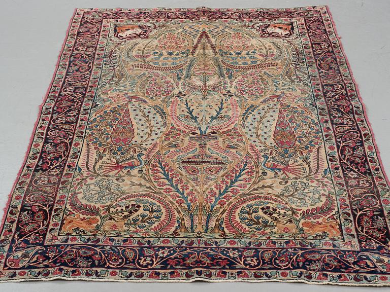 Matta, semiantik Kirman Laver, ca 221,5 x 142 cm.