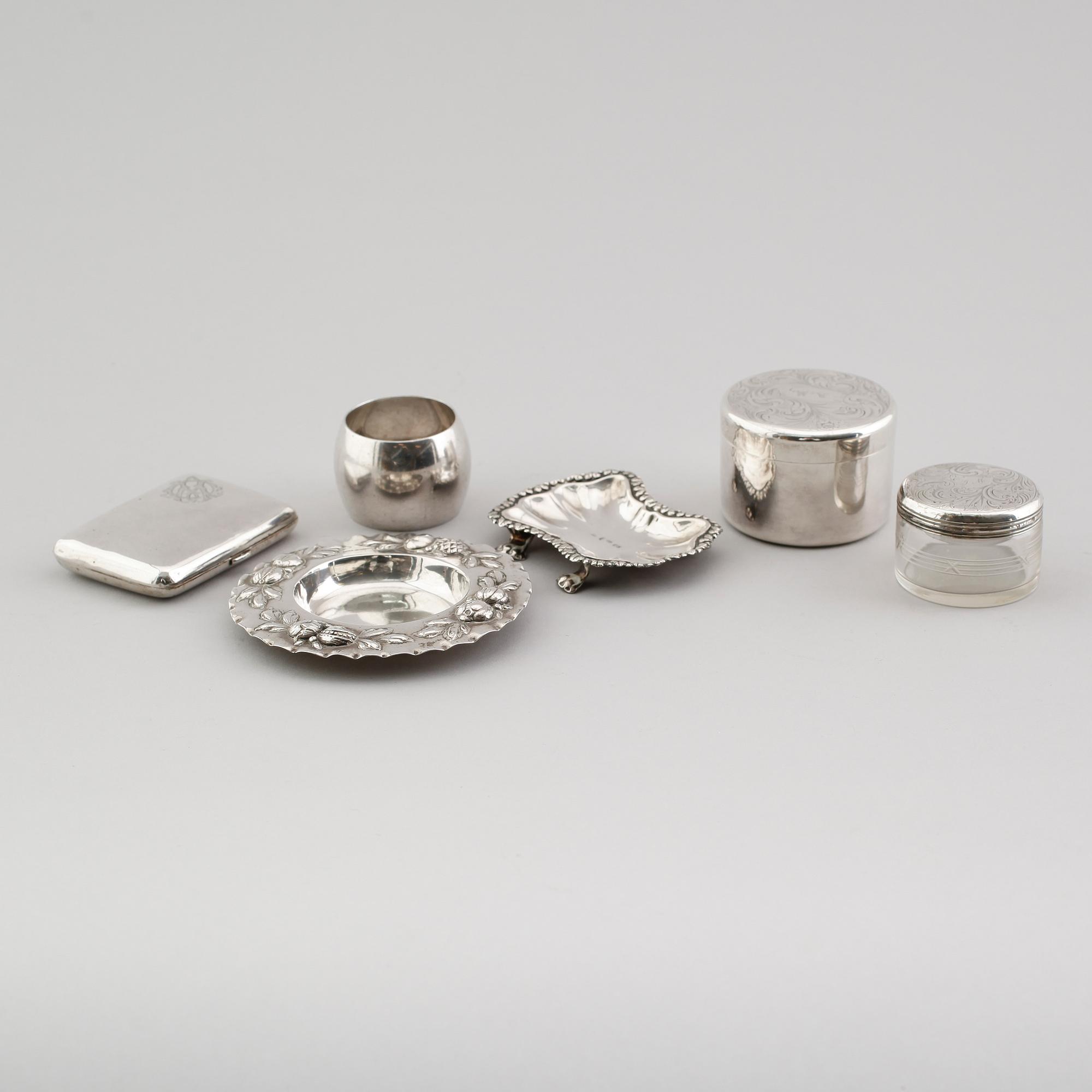 SAMLING SILVERFÖREMÅL, 6 delar, 1800-/1900-tal. Vikt ca 286 gram.