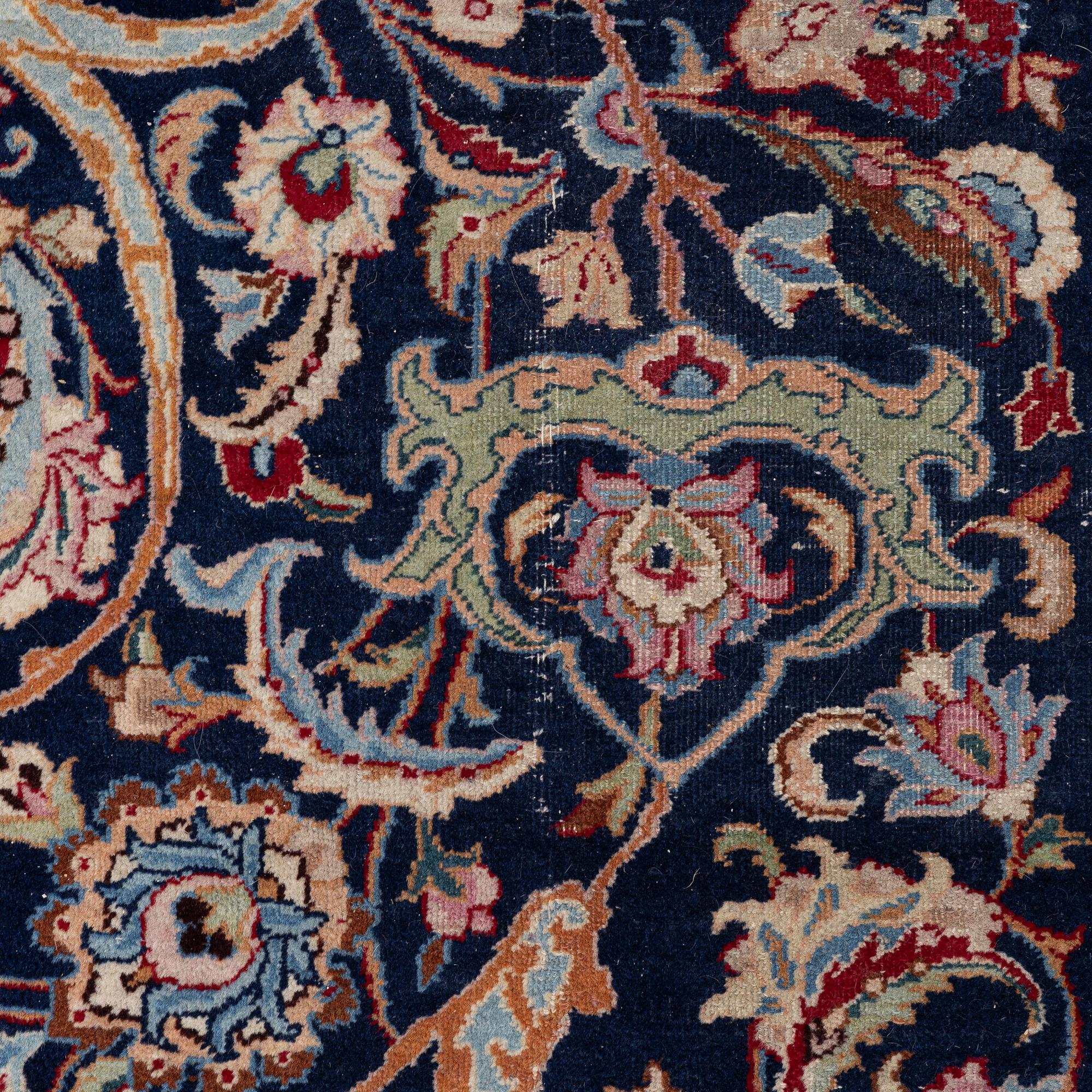 Matta, Najafabad, ca 385 x 290 cm.