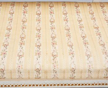 A Late 18th century gustavian sifa.