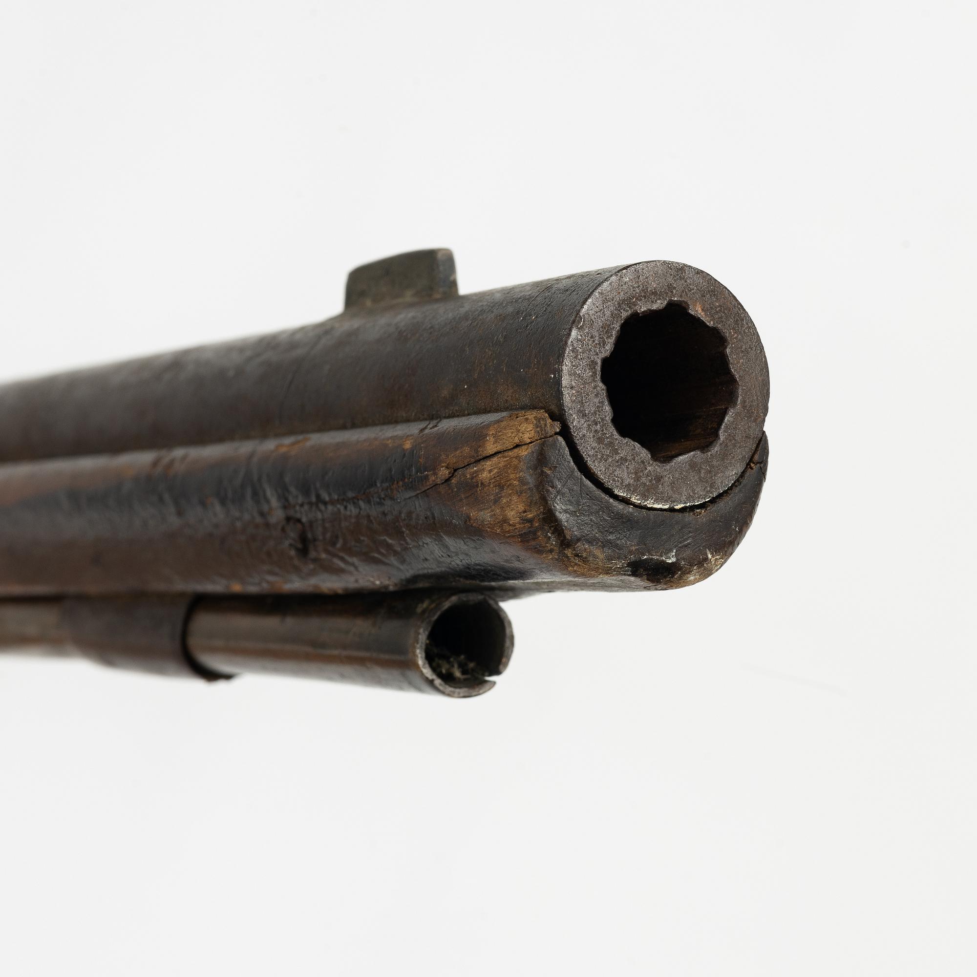 Sälbössa, med slaglås. 1800-tal.