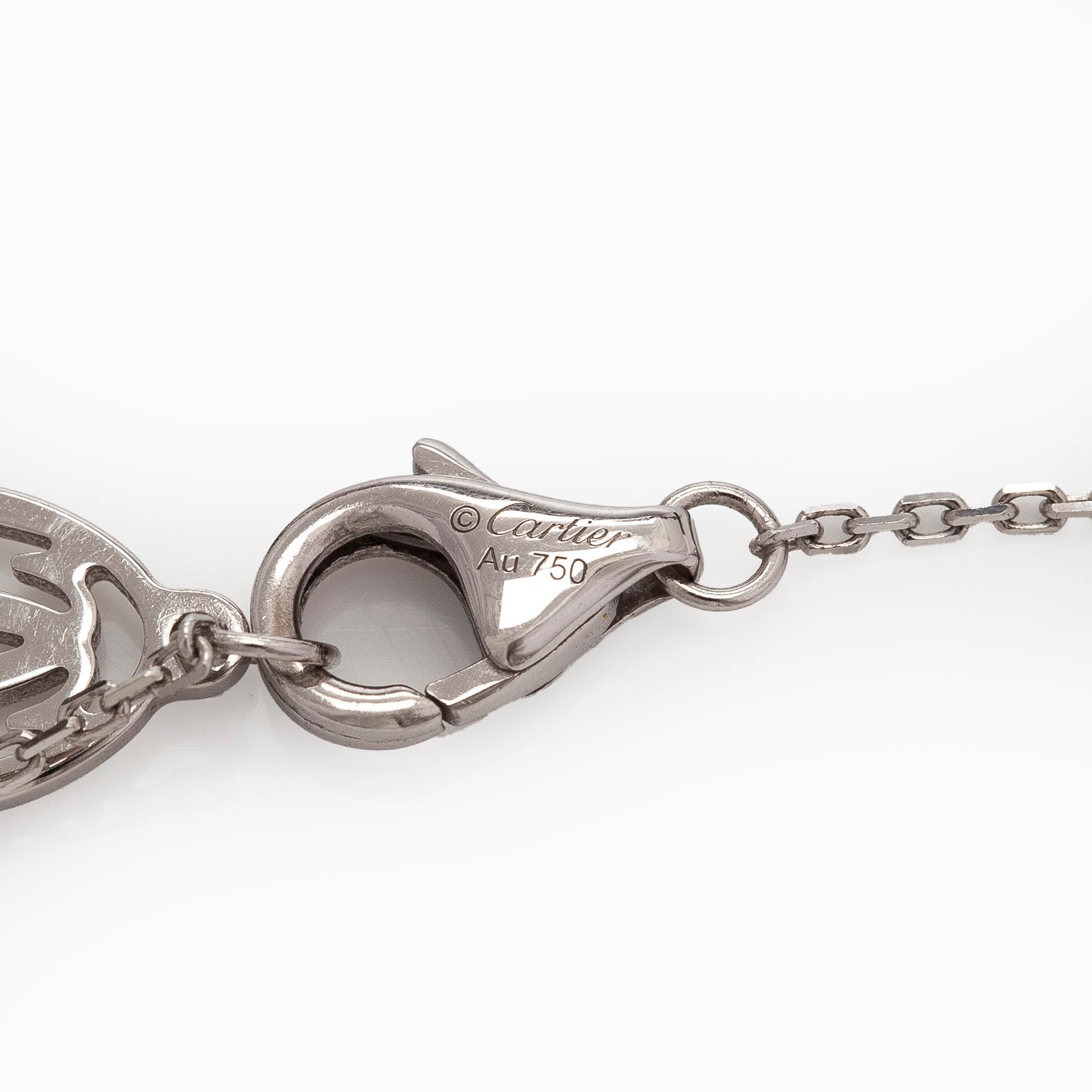 Cartier, kaulakoru, "C de Cartier", 18K valkokultaa ja briljanttihionttu timantti.
