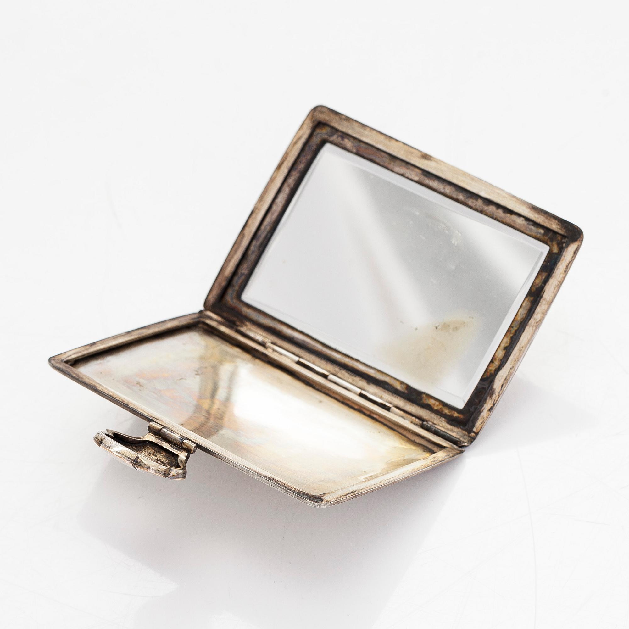 Powder box, silver, Italy.