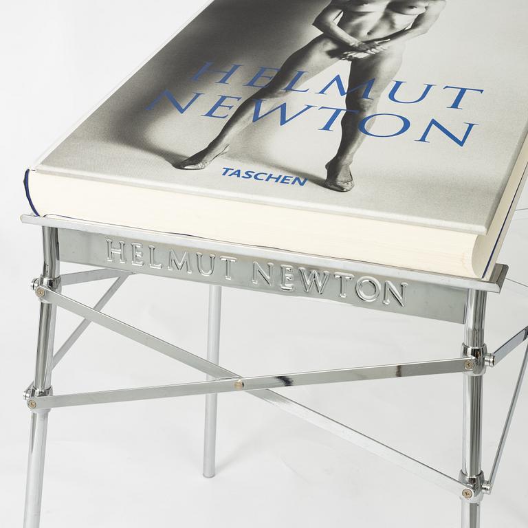 Helmut Newton, "SUMO", 1999.