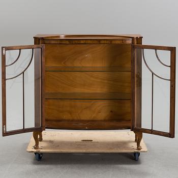 A 20th century English typ cabinet.