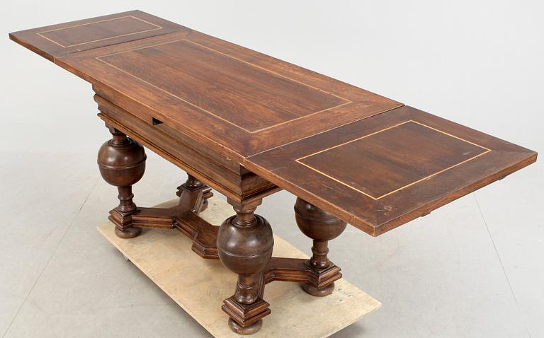 BORD, barockstil, omkring 1900.