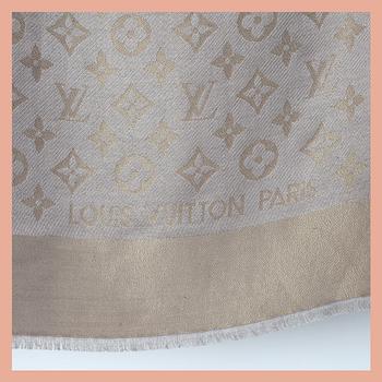 SJAL, Louis Vuitton.