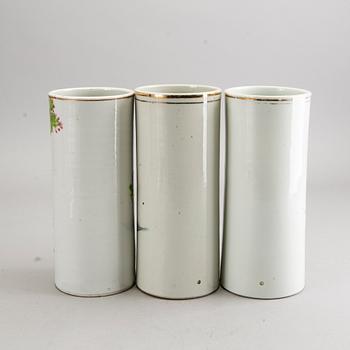 A SET OF THREE CHINESE BRUSH STAND 20TH CENTURY.