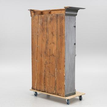 A painted cabinet, 18th century.