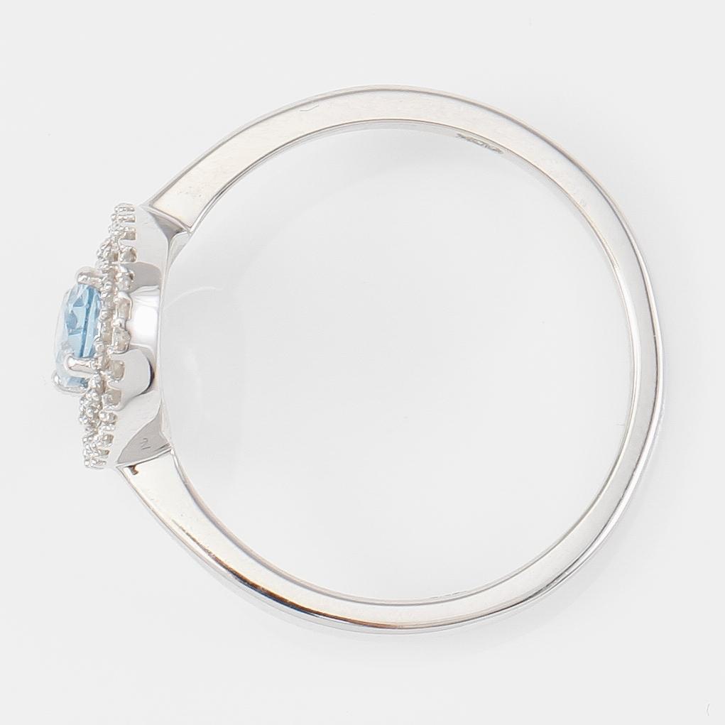 RING, 14K vitguld, diamanter tot ca 0.17 ct. och akvamariner ca 0.50 ct.
