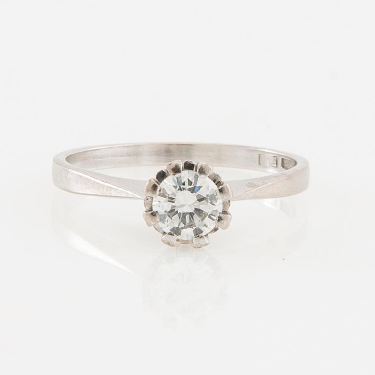 Sven Wranges, Solitaire ring 18K white gold with a round brilliant-cut diamond, Gothenburg 1980.