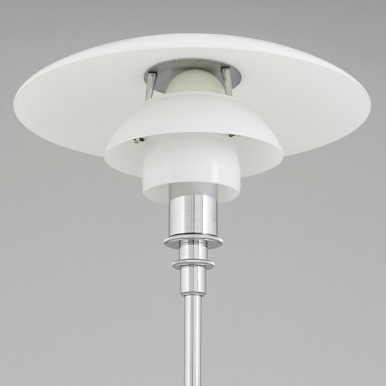 POUL HENNINGSEN, bordslampa, PH 2/1, för Louis Poulsen.