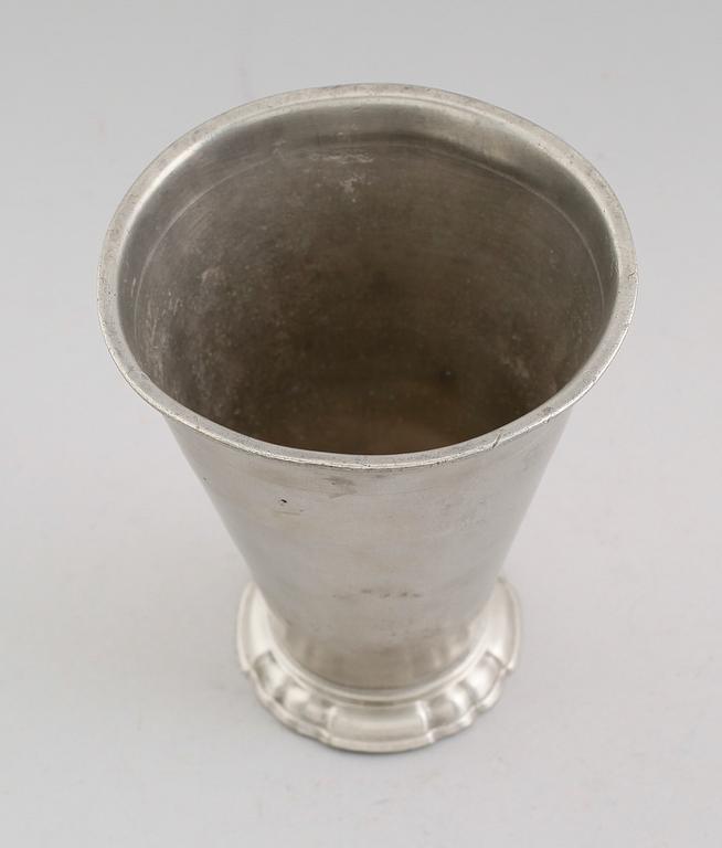 BÄGARE, tenn, Gustaf Lundwall, Jönköping 1756.