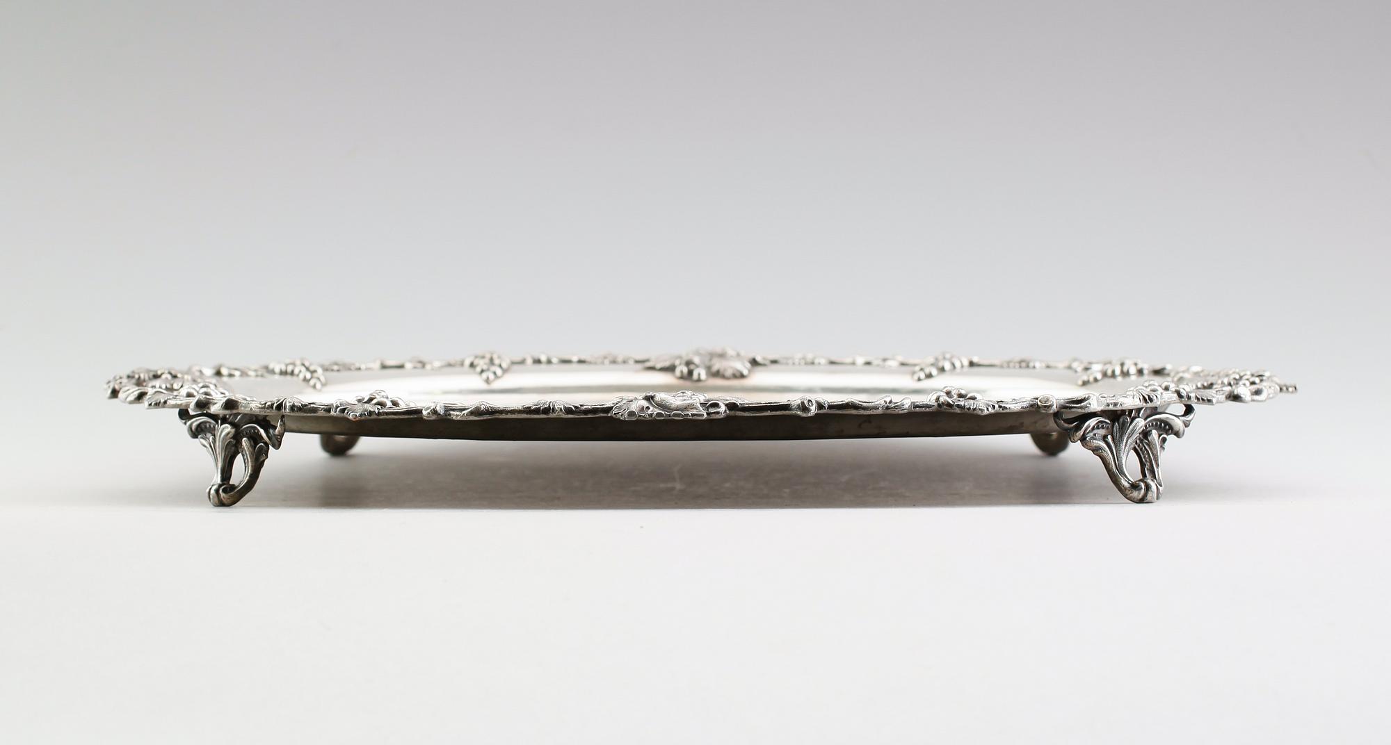BRICKA, pläter, England, 1800-/1900-tal.