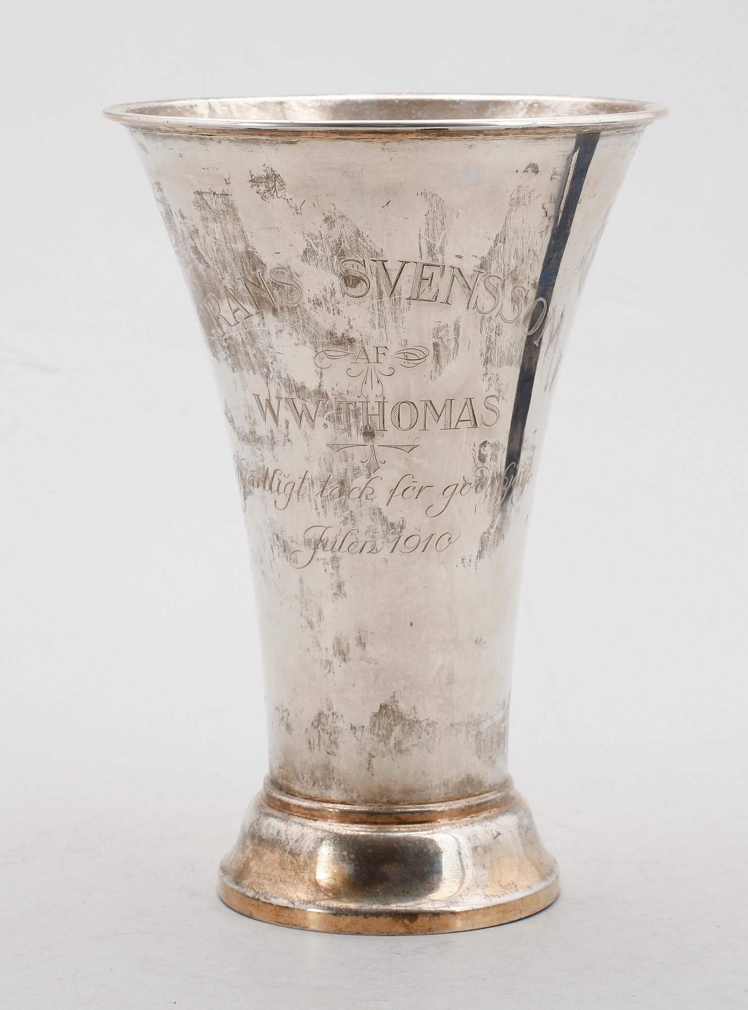 BÄGARE, silver, CG Hallberg, Stockholm 1910. Vikt ca 554 g.