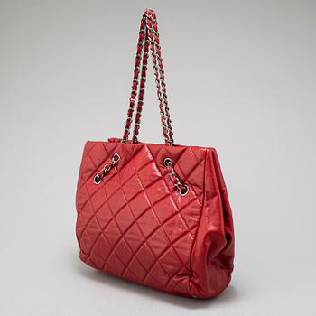 CHANEL, tote bag from 2009-10.