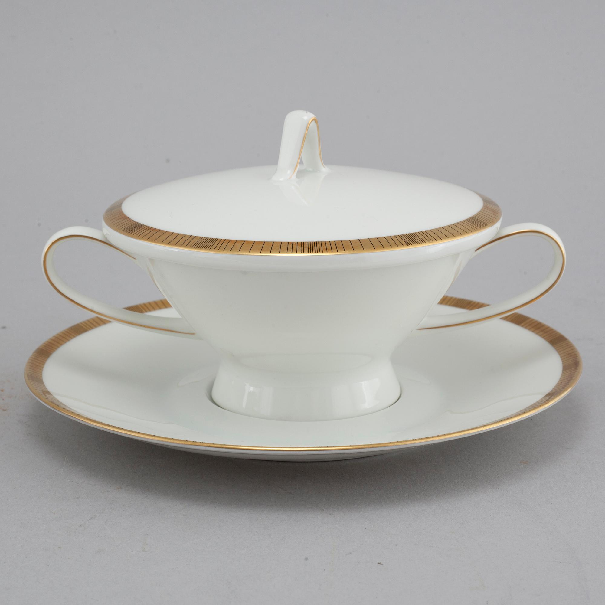 A 56 pieces servis from Rosenthal, late 20th century.