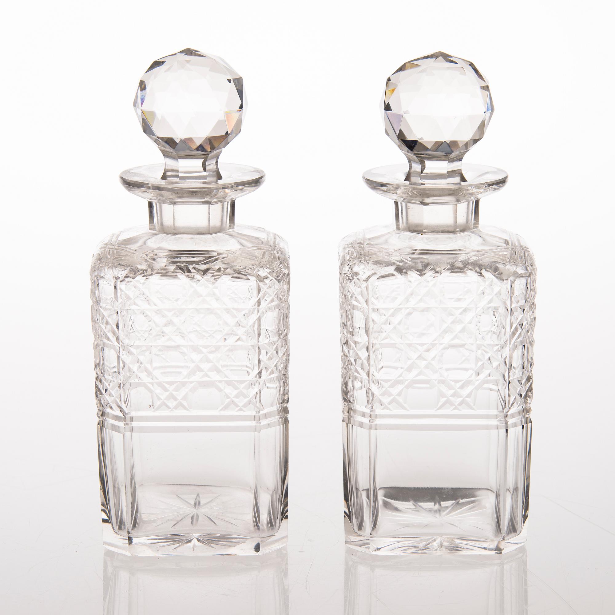Locking Liquor Decanter Caddy / Two-bottle Tantalus, England 20th Century.